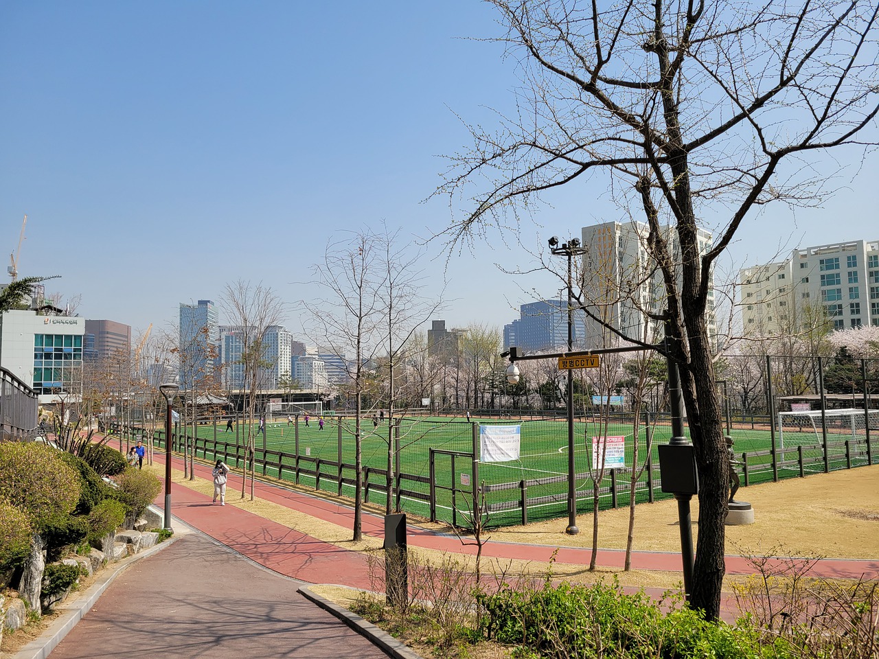 比赛瞬息万 比赛瞬息万